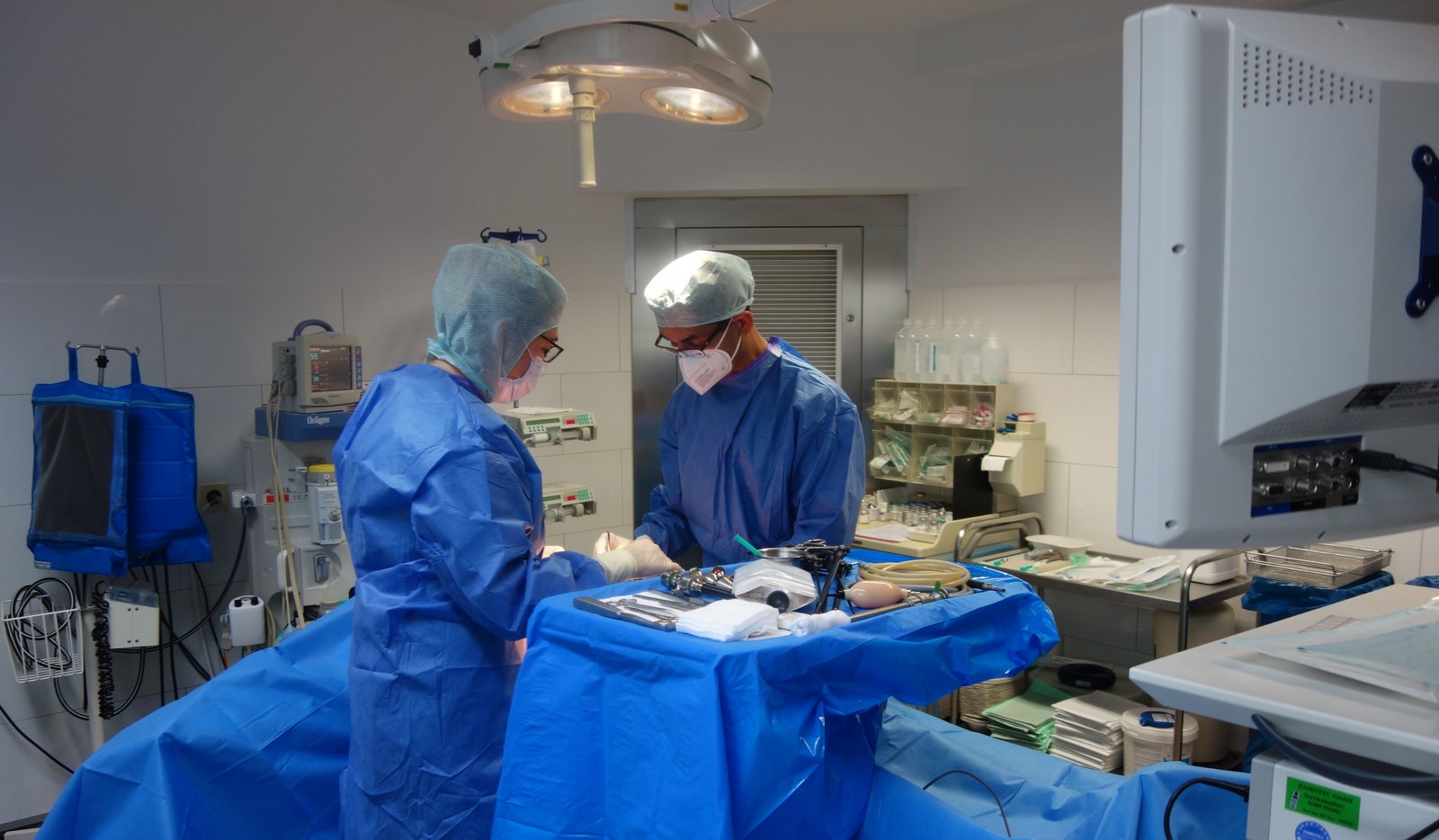 Nabelbruch – Chirurgische Praxis Dr. Emadi, Wiesbaden