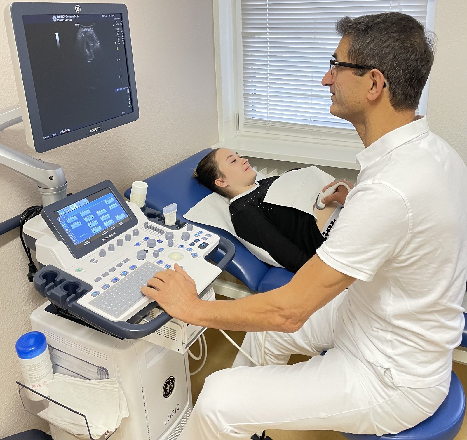 Persönliche Sprechstunde mit Ultraschalldiagnostik